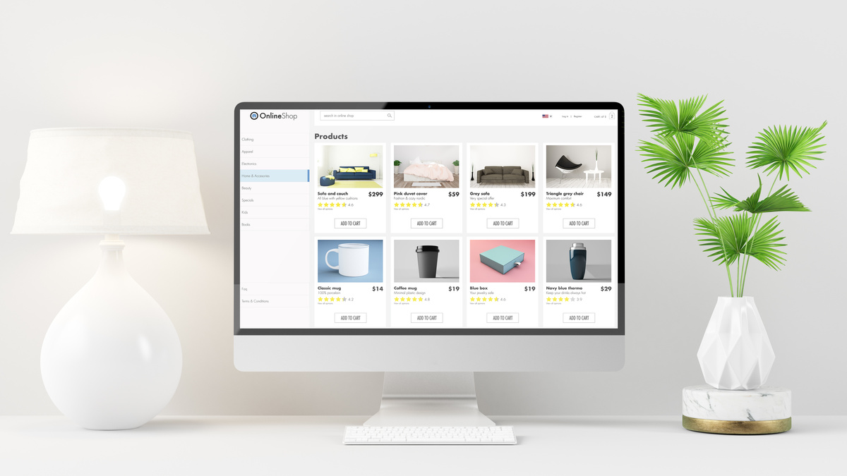 Online Shop Website on Minimal Desktop
